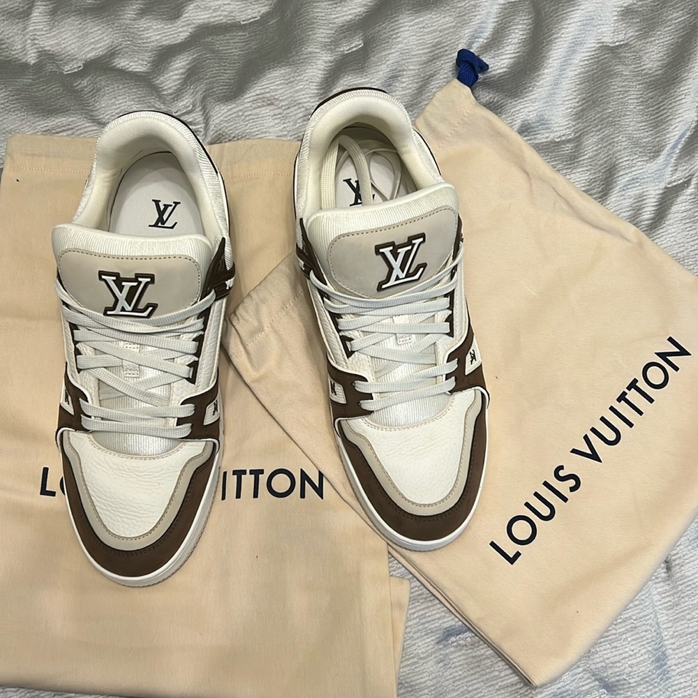 Louis Vuitton Men LV Trainer Sneaker Size 9